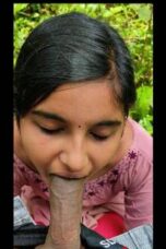 Mallu Girlfriend Sexy Outdoor Blowjob Photos