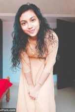 Huge Boobs of Mallu Girls Displaying Shared Photos